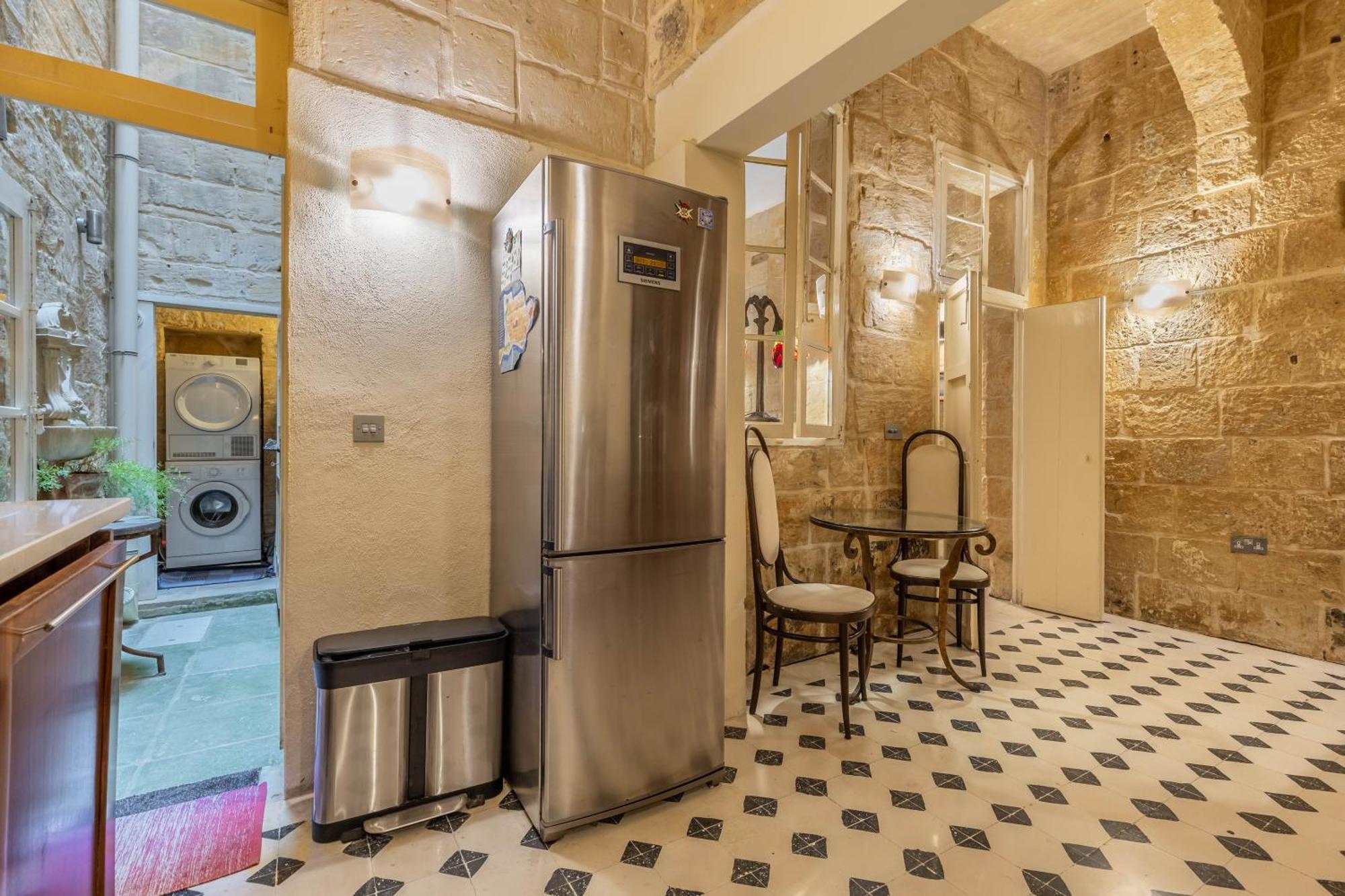 Stunning Valletta Palazzino Exterior photo